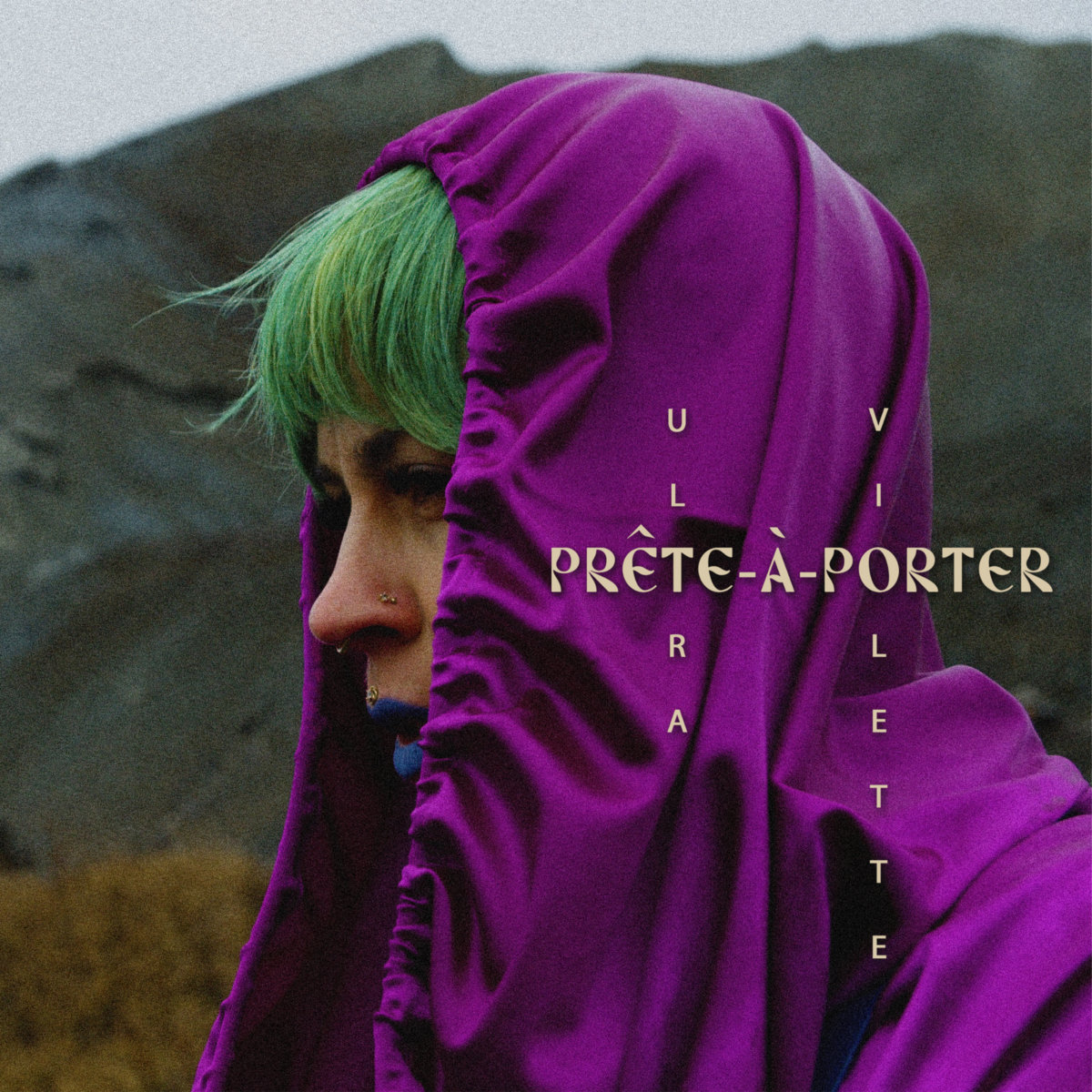 PRÊTE-À-PORTER - ULTRA VIOLETTE